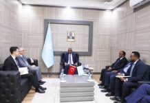 Wasiirka Arrimaha Dibadda Soomaaliya oo sagootiyay Safiirka Turkiga oo muddo xileedkiisa shaqo ee rasmiga ah uu ka idlaaday