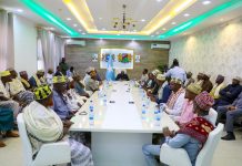 Guddoomiye Aadan Madoobe oo Odayaasha dhaqanka KG kala hadlay arrimaha dib-u-heshiisiinta