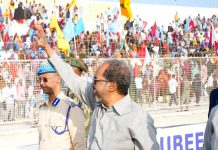 Madaxweyne Xasan Sheekh ” Khawaarijta Waa Kalluun biyahii ay ka gureen, Kalluuna haddii ay biyaha ka guraan waa dhimasho “