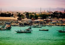 SOOMAALIYA IYO CARABTA XIRIIR WALAALNIMO IYO GANACSI AYAA MIYAA KA DHAXEYN JIRAY?