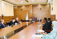 Wasiirka Ganacsiga iyo Warshadaha XFS oo qaabilay Danjiraha dawladda Turkey u qaabilsan Soomaaliya