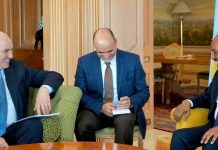 Madaxweyne Xasan Sheekh oo kulan la qaatay wasiirka gaashaandhigga Talyaaniga iyo safiirka Mareykenka ee hay’adaha Qaramada Midoobay u fadhiya Rome