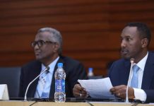 Ergeyga gaarka ah ee Madaxweynaha JFS u qaabilsan abaaraha oo ka qayb galay kulan looga hadlayey halista cuno yarida dalalka geeska Afrika