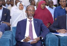 Wasiir Faarax Cabduqaadir “Macallimiinta seddexda kun ah laguma qeybin doono nidaamka qabiilka”
