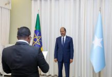 Madaxweyne Xasan Sheekh oo waraaqaha Aqoonsiga danjirinimo ka guddoomay Safiirka cusub ee Itoobiya