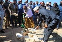 Madaxweynaha JFS iyo Madaxweynaha Maamulka Jubbaland oo si wada jir ah u Dhagax dhigay Waddada xiriirisa Kismaayo iyo Afmadoow