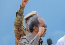 Madaxweyne Xasan Sheekh ayaa kormeeray xerada Hiil-weyne oo lagu diyaariyay ciidamo ka qayb qaadanay sugidda Amniga dalka