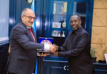 Guddoomiyaha gobolka Banaadir oo Aqalka Dowladda hoose ku qaabilay danjiraha Turkiga u fadhiya Soomaaliya