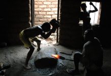 DHIIRIGELI OO SI FIICAN ULA DHAQAN FARSAMO YAQAANNADA SOOMAALIYEED