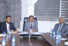 Wasiirka Amniga XFS oo gudoomiyayay shirka todobaadlaha ah ee Hey’adda Socdaalka iyo Jinsiyadda