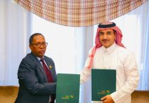 Wasiirka Maaliyadda XFS oo saxiixay heshiis dib loogu qaabeynayo deymaha uu Soomaaliya ku leeyahay Sacuudiga