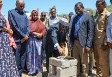 Guddoomiyaha golaha shacabka oo dhagax dhigay Dekadda Baraawe