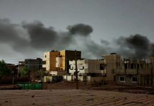 Dhinacyada isku haya Suudaan oo ku heshiiyay in la kodhiyo xabbad joojintii horay u jirtay