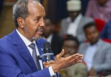 Madaxweyne Xasan Sheekh oo goob fagaare ah kaga jawaabay Su’aalaha Muwaadiniinta Soomaaliyeed “SAWIRRO”