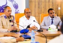 Wasiiru dowlaha Amniga iyo wasiir ku-xigeenka Warfaafinta oo ka qeybgaley kulanka khamiis laha ee hoggaamada Booliska
