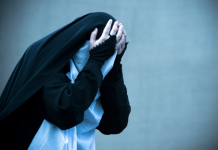 JACAYLKII QALLIINKA OO ISKU BADALAY QISO NAXDIN LEH (QEYBTA 1-AAD)