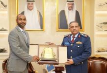 Wasiirka gaashandhigga oo la kulmay taliyaha Militariga dalka Qatar
