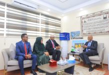 Wasiirka Qorsheynta XFS oo kullan miro dhal ah la qaatay Wasiirka Maaliyadda Jabuuti