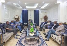Ra’iisul wasaare Xamsa Cabdi Barre oo kulan la yeeshay qaar ka mid ah masuuliyiintii ka qayb gashay shirka wadatashiga