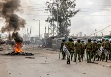 Lix ruux oo ku dhintay bannaanbaxyo ka dhacay Kenya