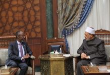 Wasiirka Waxbarashada XFS oo la kulmay Sheekha Al-Azhar Al-Shariif iyo madax kale