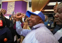 Zimbabwe: Mnangagwa oo ku guuleystay xilka madaxtinimo iyo mucaaradka oo diidan