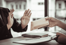 WAXAAN MAALIG KUU QORIN MUSUQ HA KU RAADIN.