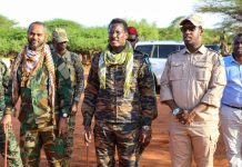Madaxweynaha Galmudug oo kormeeray cutubyo ka tirsan ciidanka xoogga oo loo diyaariyay howlgalka ka dhanka Khawaarijta