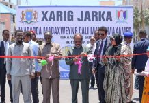 MADAXWEYNE XASAN SHEEKH OO XARIGA KA JARAY LABO WADDO OO LAGA DHISAY MAGAALADA MUQDISHO