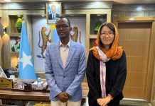 guddoomiyaha guddiga qaranka ee shaqaalaha rayidka dowladda fs oo xafiiskiisa ku qaabbilay wafdi ka socda hay’adda jica