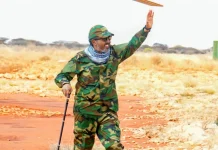 Madaxweynaha oo u diray fariin ciidanka xoogga dalka iyo kuwa difaaca shacabka