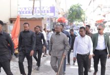 Agaasimaha NISA oo kormeeray isbadalka amni ee suuqa ugu weyn Soomaaliya ee Bakaaraha