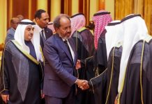 Madaxweyne Xasan Sheekh oo booqasho tacsi ah ku tagay dalka Kuwait