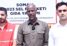 Hay’adda Maareynta Musiiboyinka oo deeq raashin ah kala wareegtay Hay’adda bisha Cas Turkiga