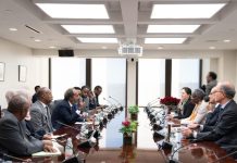 Madaxweynaha JFS Xasan Sheekh oo kulan la qaatay mas’uuliyiinta ka tirsan hay’adda Lacagta IMF iyo Bankiga Adduunka