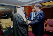 Madaxweyne Xasan Sheekh oo Qaahira kulan kula yeeshay Guddoomiyaha Baarlamaanka Carabta