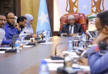 Guddoomiye Aadan Madoobe oo shirguddoomiyey kulanka guddiga joogtada ah ee Golaha Shacabka