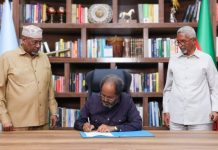 Madaxweyne Xasan Sheekh oo saxiixay sharciga burinta is afgaradka Itoobiya iyo maamulka Somaliland