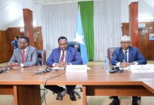 Raโisul Wasaare Kuxigeenka XFS oo daah-furay Shir u dhaxeyo Xukuumadda Faderaalka iyo Saaxibada Caalamka