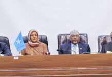 Guddoomiye Sheekh Aadan Madoobe oo shir guddoomiyay kulanka labada aqal ee ka doodista cutubta 3-aad ee dastuurka