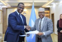 Wasaaradda Arrimaha Gudaha Soomaaliya iyo hey’adda Interpeace oo kala saxixday is-afgarad ah oo la xiriira nabad-dhiska