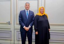Soomaaliya iyo Koofur Afrika oo ka wada hadlay xoojinta xiriirka labada dal