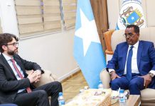 Wasiirka Arrimaha Gudaha XFS oo qaabilay Safiirka Turkiga ee Soomaaliya