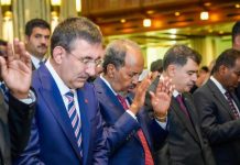 Madaxweynaha JFS oo Salaadda Ciidda kula tukaday Masjid ku yaala magaalada Ankara Madaxda iyo bulshada muslimiinta ah ee dalka Turkiga