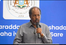 Madaxweyne Xasan Sheekh oo ka qeybgalay xaflad loo sameeyay abaalmarinta saraakiil ciidan iyo howlwadeenada waxbarashada