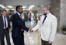 Safiirka Soomaaliya ee Serbia oo kulan la yeeshay Wasiirka Iskaashiga Caalamiga ee Dowladda Serbia
