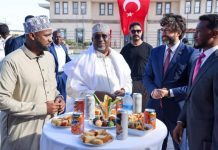 Guddoomiyaha Golaha Shacabka BJFS oo ka qeyb galay xuska 102-aad ee Maalinta Jamhuuriyadda Turkiga