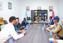 Ra’iisul Wasaare Xamsa oo sheegay in la qaadday tallaabooyin adag oo lagula xisaabtamayo saraakiishii shaqada ku lahayd goobaha la weeraray