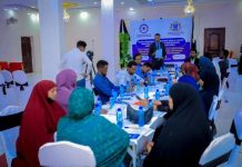 Wafdi ka socda Hay’adda Qaxootiga iyo Barakacayaasha Qaranka oo kulamo wadatashi ah ka daahfuray magaalada Laascaanood