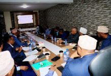 Guddiga Awqaafta Golaha Shacabka oo kulan la qaatay Wasiirka Diinta XFS